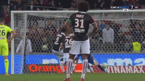 今夜能否晋级？拜仁过去21场德国杯客场对德甲球队仅一次失利（晋级在望？拜仁近21场德国杯客战德甲仅1败）