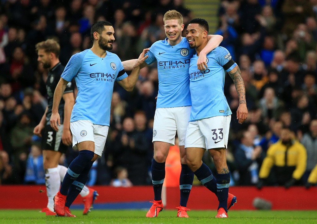 未断前缘！维拉蒂官宣大巴黎与赞助商卡塔尔旅游局续约（维拉蒂宣布巴黎圣日耳曼与卡塔尔旅游局续签赞助协议）