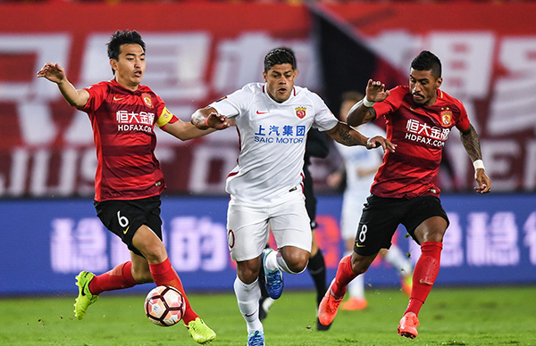 巴媒：西班牙人询问了罗比尼奥儿子小罗比尼奥，球员年底满18