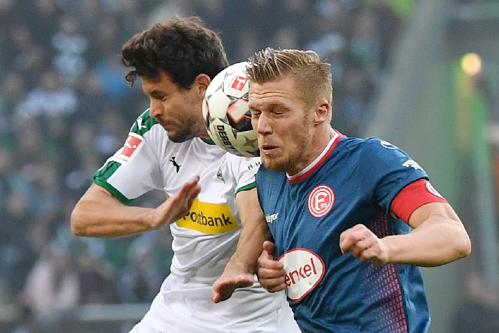 诱惑力拉满！巴乙铁腰情愿自掏70万解约，也要加盟一家中超球队（难挡诱惑！巴乙后腰愿自付70万解约金，只为投奔一支中超球队）