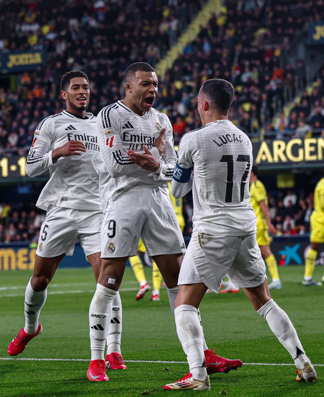 旧将：维尼修斯的表现与他的续约要求不符，多数皇马球员也是如此（前皇马球员：维尼修斯表现配不上续约要价，多数皇马球员也如此）