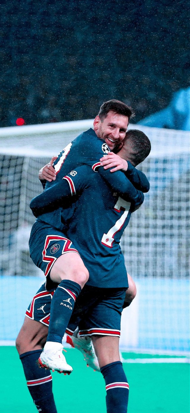 德乙战报：阿门尼亚头槌绝平，明斯特1-1艾禾斯堡（德乙快讯：阿门尼亚头球压哨扳平，明斯特1-1艾禾斯堡）