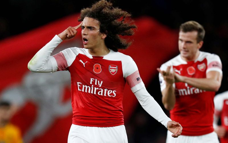 又伤了！巴萨官方：奥尔莫左肩脱臼，预计伤缺一个月