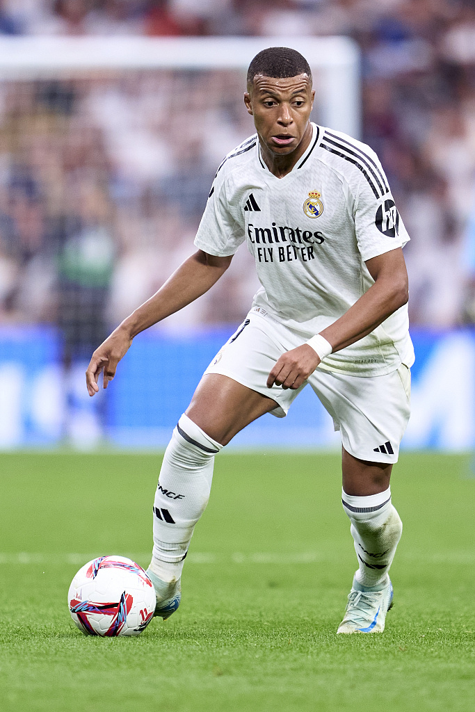 足坛年终大战淘汰赛开启：内马尔PK梅西等焦点对决，参与投票赢球衣（年末足坛淘汰赛开打：梅西对阵内马尔等重磅对决，投票赢球衣）