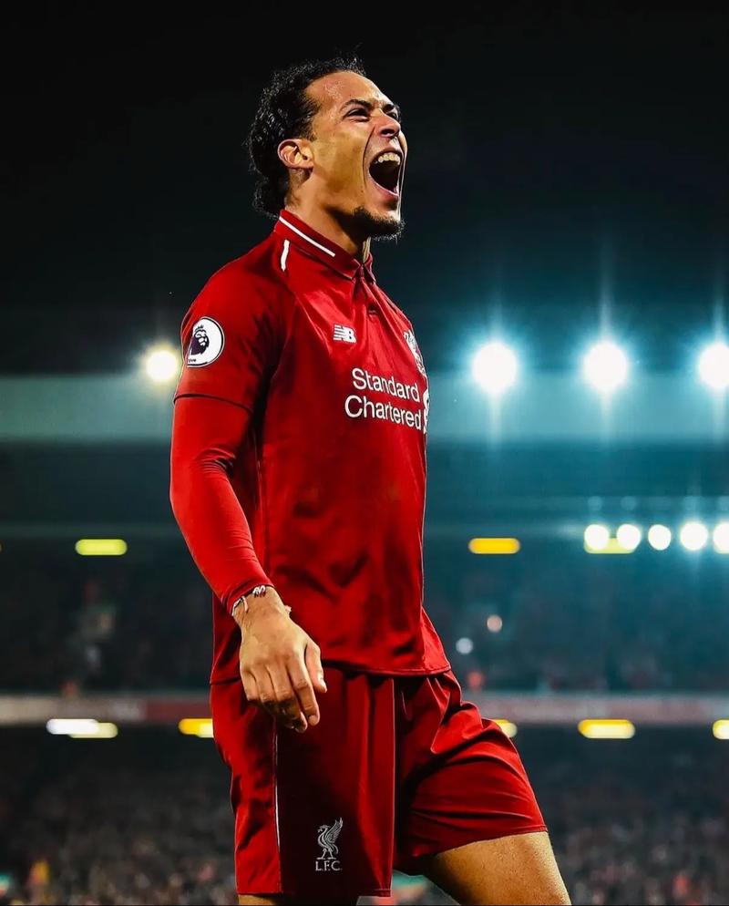 帕福斯体育总监：大卫·路易斯非常职业且伤病少，他很快同意加盟