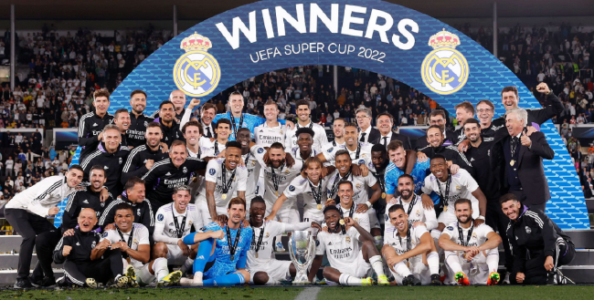 跨越20年的青春！C罗有望迎来个人第六次世界杯之旅（20年韶华见证！C罗或将踏上第六次世界杯征程）