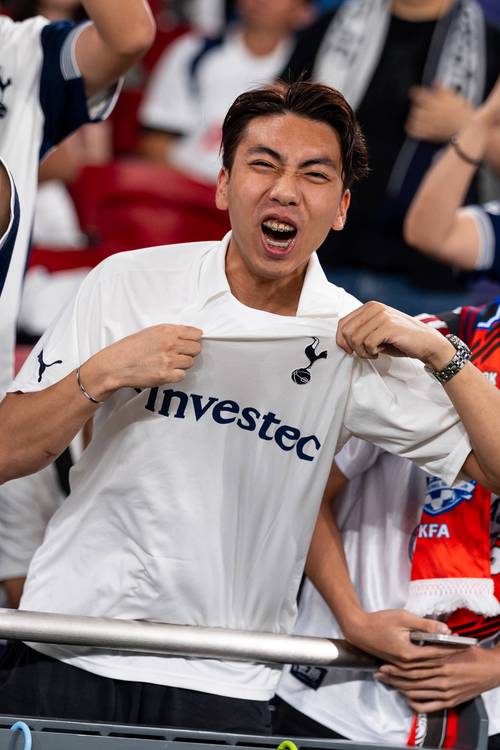 斯洛特：范戴克因病缺席今日比赛，布拉德利因小伤缺阵