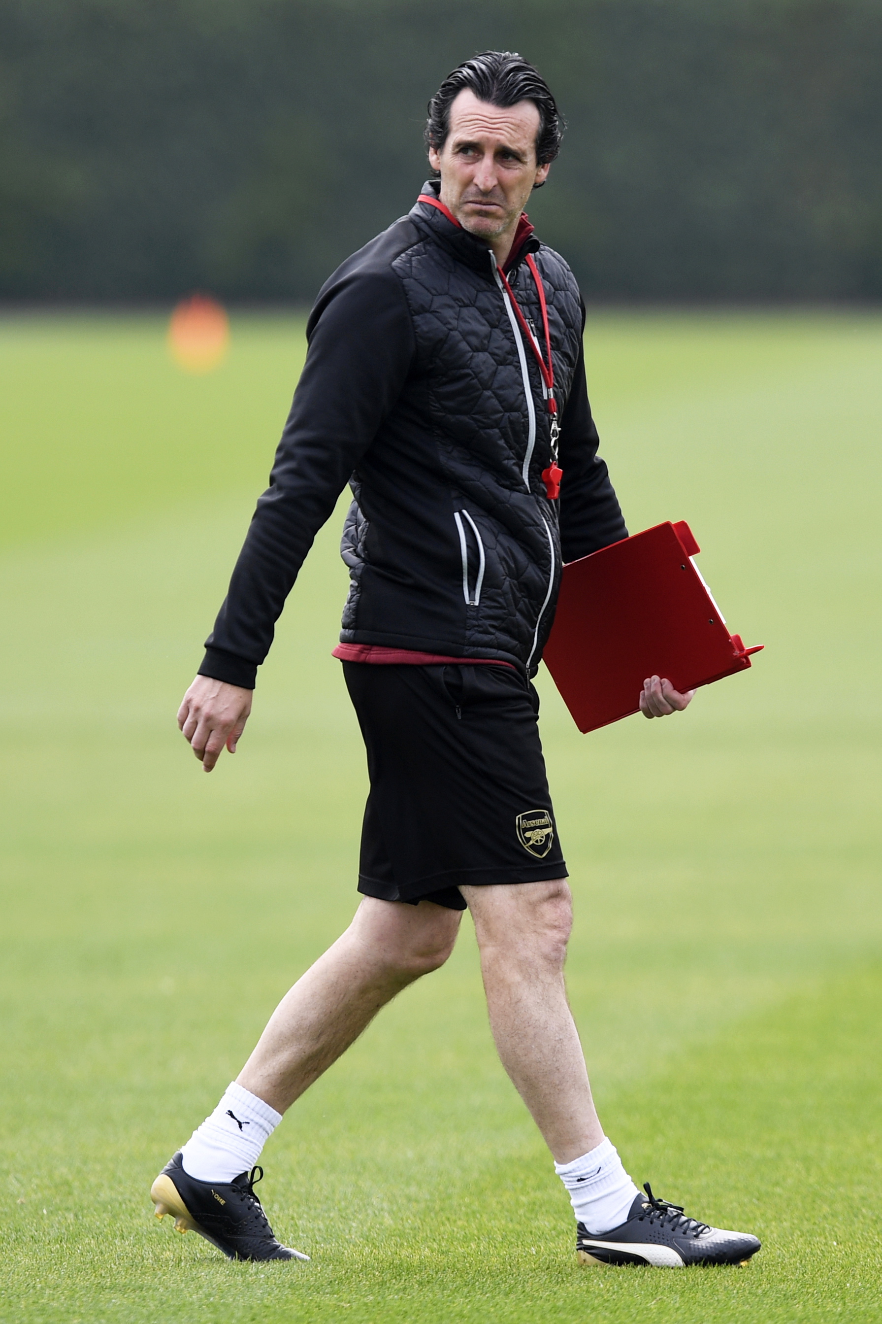 斯卢茨基：米内罗已经做好首发的准备，目前球队人员比较齐整